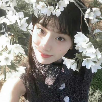 美女霓裳